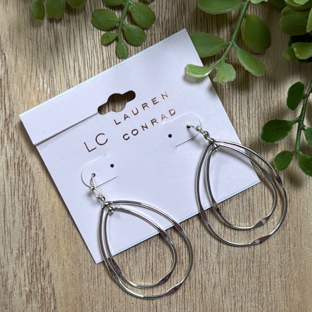 LC Lauren Conrad Double Oval Hoop Earrings 💗 Silver